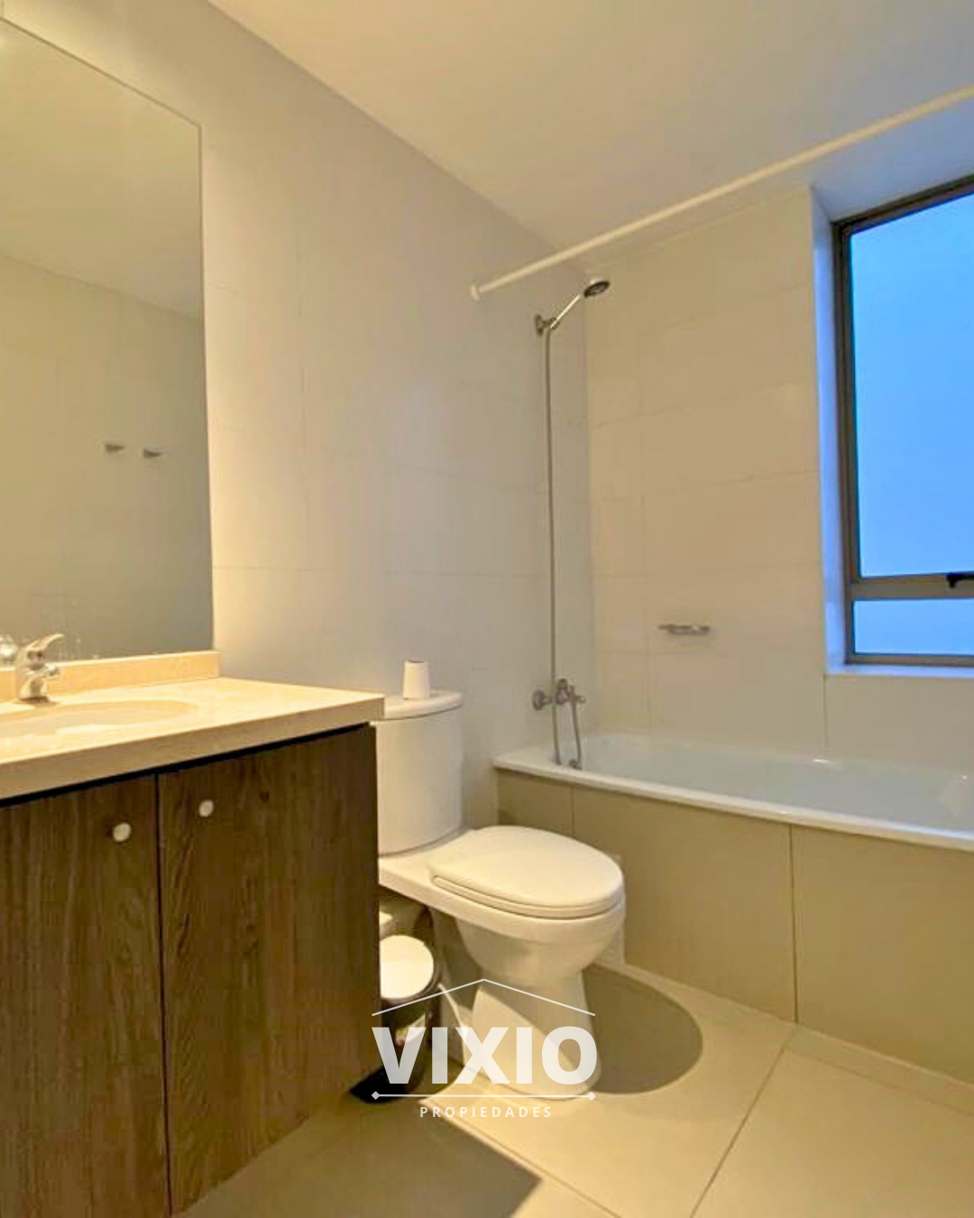 Arriendo Frente A Metro 1 Dormitorio Y Balcón San Joaquin