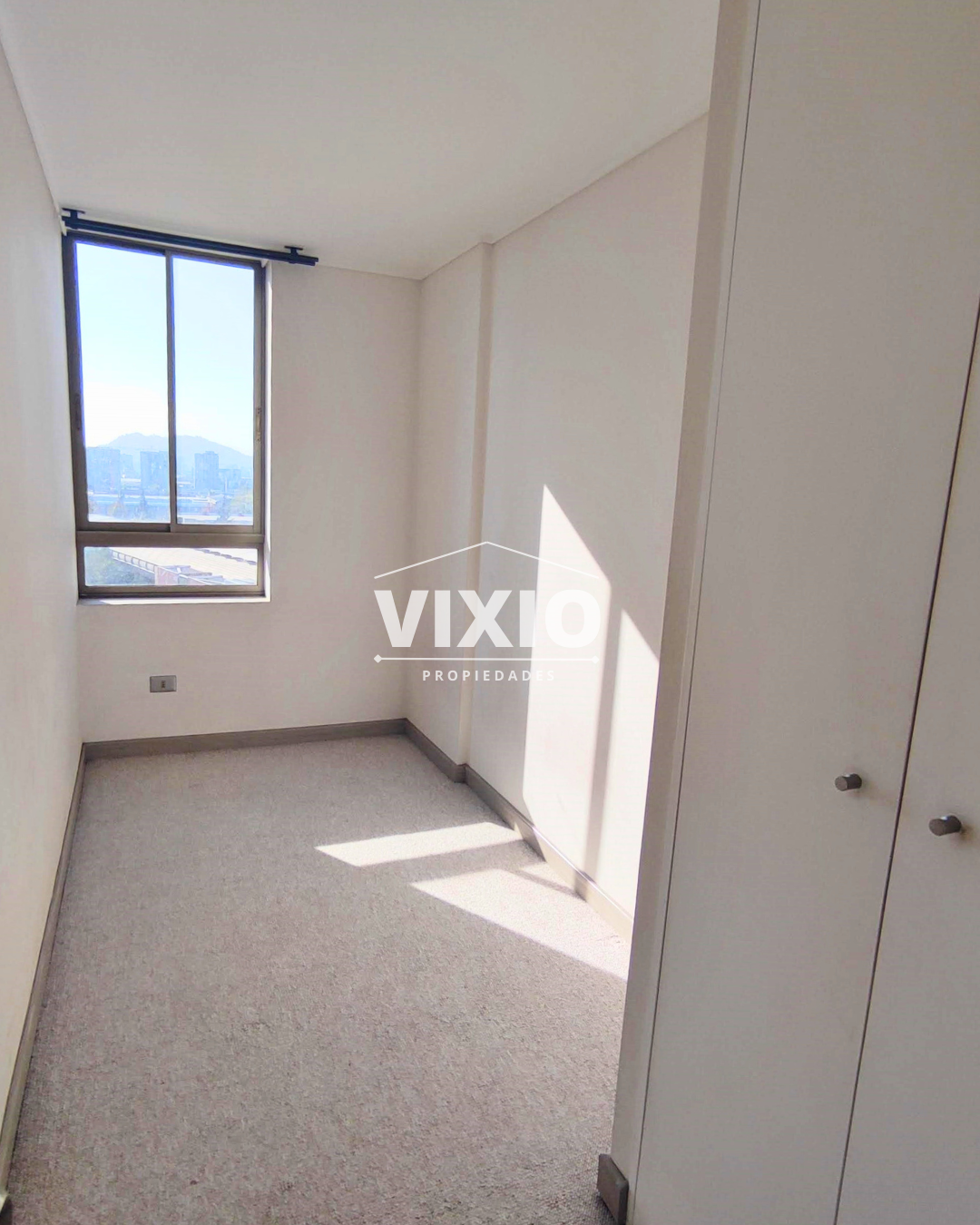 Arriendo San Joaquin Macul 2 Dormitorios Y Estacionamiento