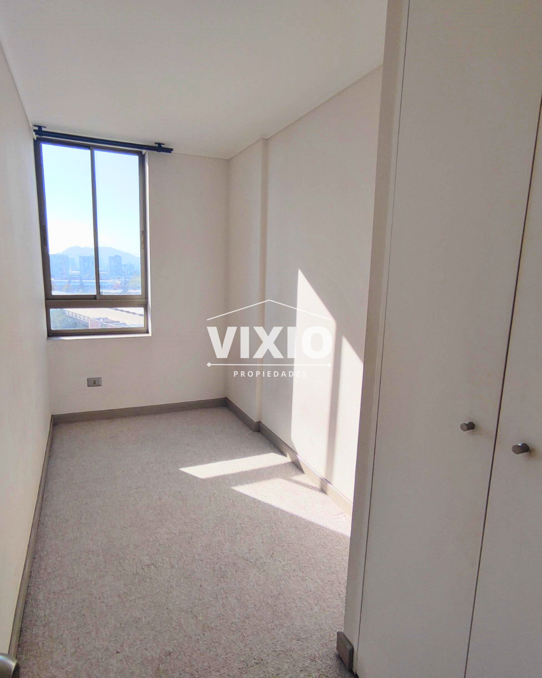 Arriendo San Joaquin Macul 2 Dormitorios Y Estacionamiento