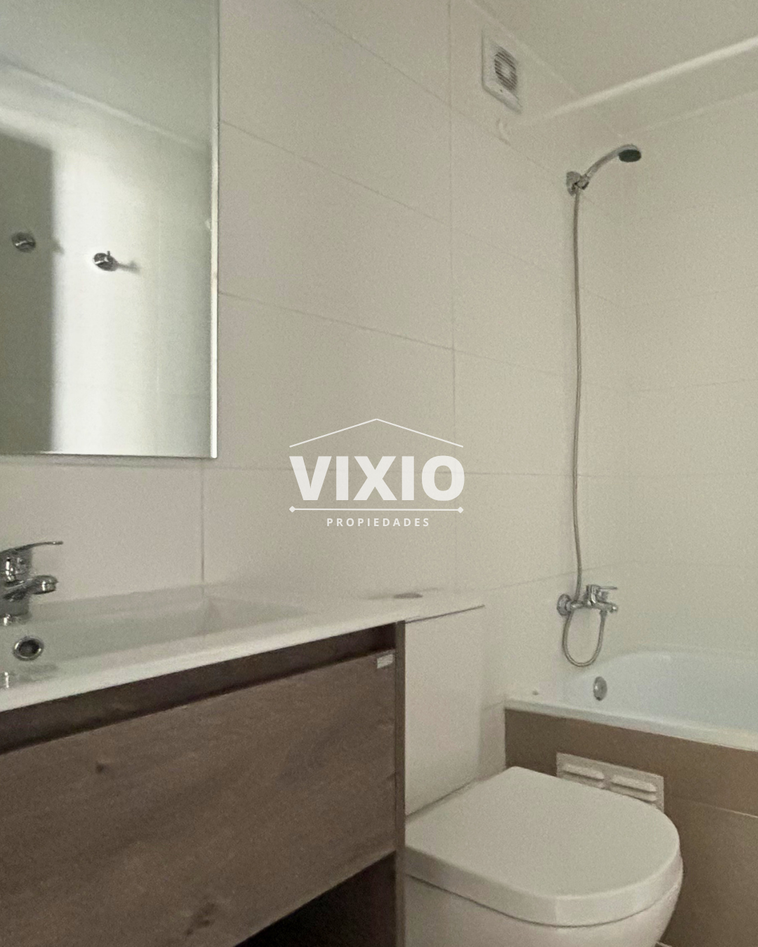 Arriendo La Florida 2 dormitorios 1 baño Frente Al Metro Vicente Valdes