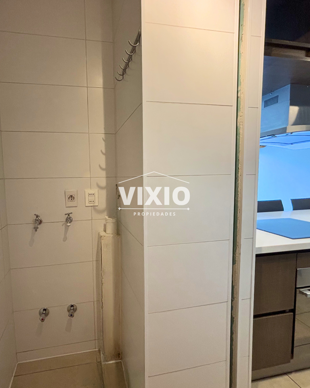 Arriendo Departamento Las Condes 3 Dormitorios 2 Estacionamientos 1 Bodega