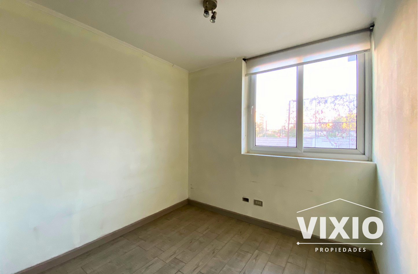 San Miguel Arriendo 2 Dormitorios Amplios Y Estacionamiento