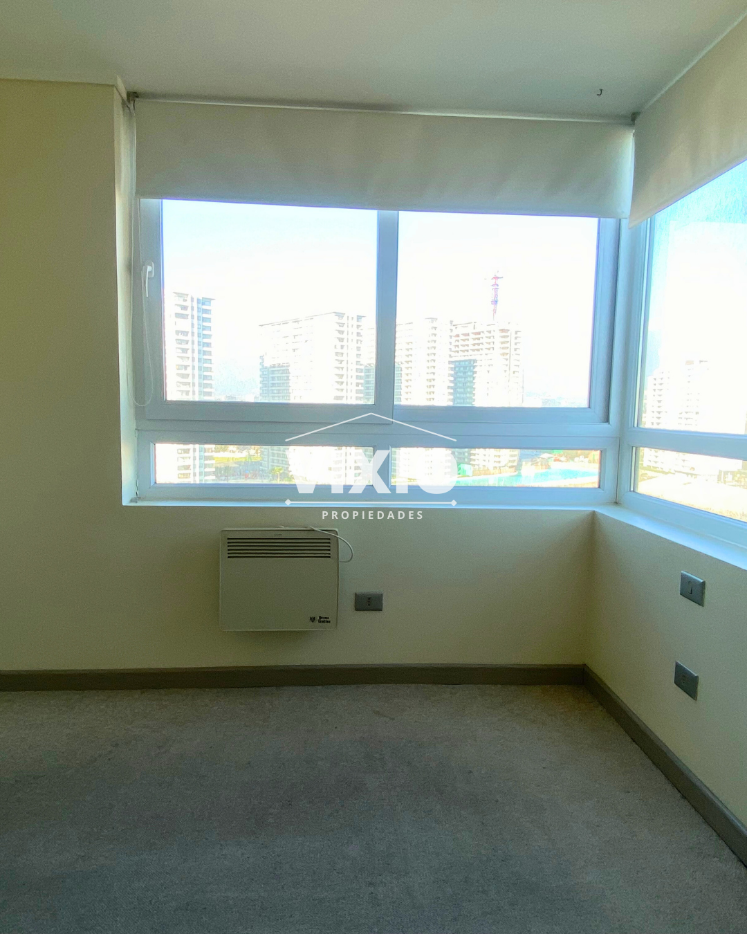 Arriendo Frente A Metro Departamento 3 Dormitorios Y Parking