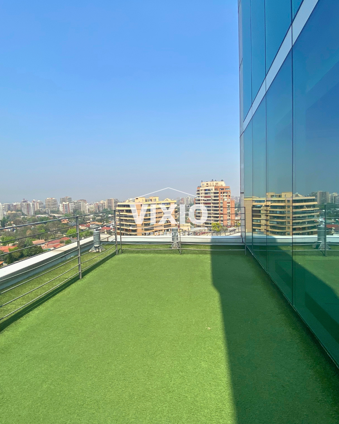 Arriendo Oficina Duplex Con Gran Terraza 5 Privados Y Planta Abierta