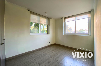 San Miguel Arriendo 2 Dormitorios Amplios Y Estacionamiento