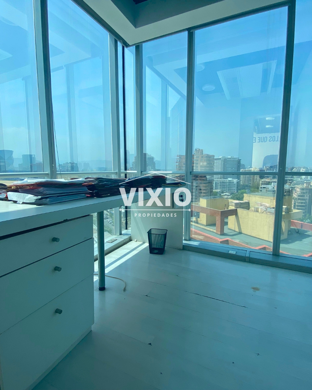 Arriendo Oficina Duplex Con Gran Terraza 5 Privados Y Planta Abierta