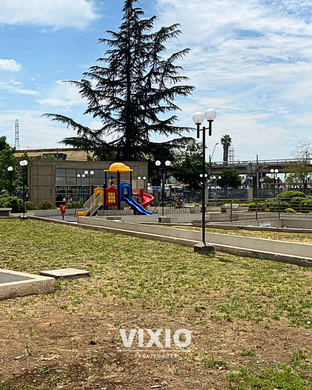 Arriendo San Joaquin Departamento 2 Dormitorios 2 Baños Y Estacionamiento