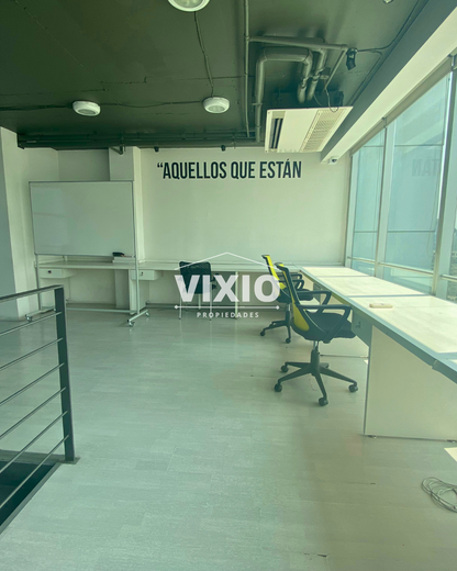 Arriendo Oficina Duplex Con Gran Terraza 5 Privados Y Planta Abierta