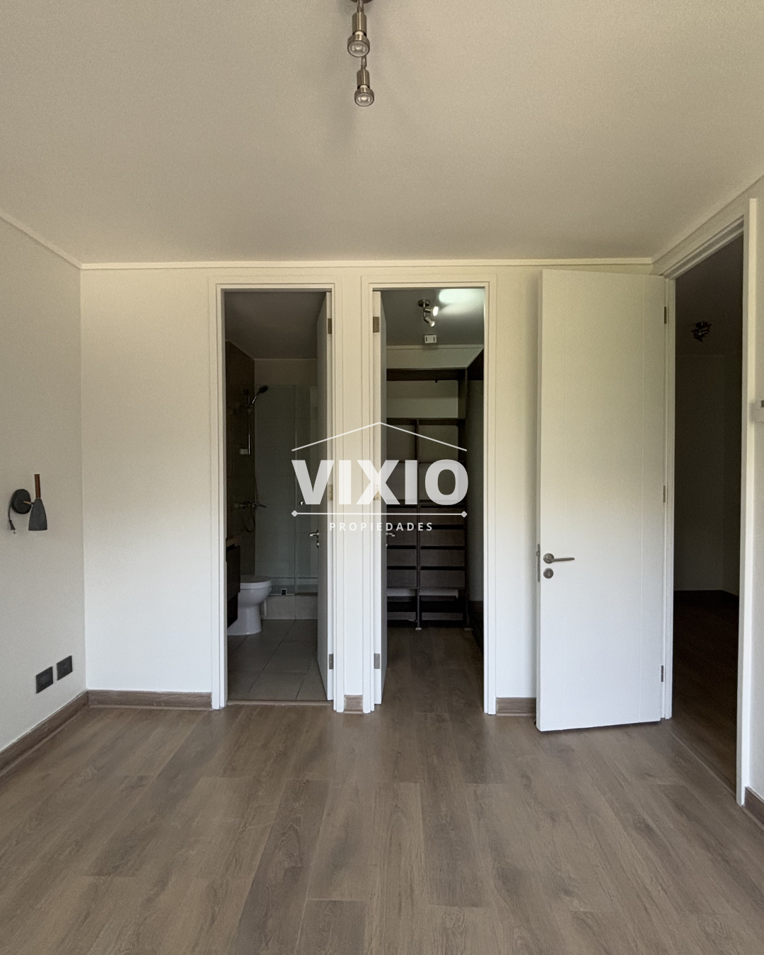 Arriendo Departamento Las Condes 3 Dormitorios 2 Estacionamientos 1 Bodega