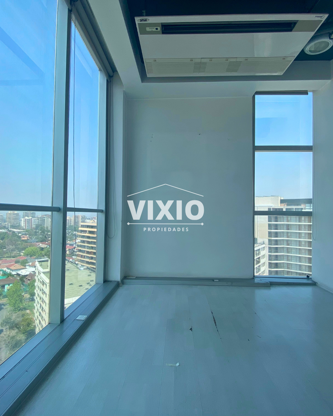 Arriendo Oficina Duplex Con Gran Terraza 5 Privados Y Planta Abierta