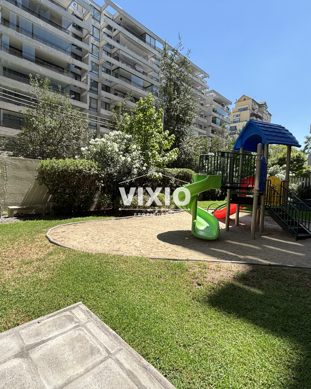 Arriendo Departamento Las Condes 3 Dormitorios 2 Estacionamientos 1 Bodega