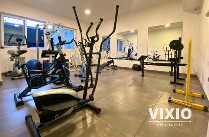 San Miguel Arriendo 2 Dormitorios Amplios Y Estacionamiento