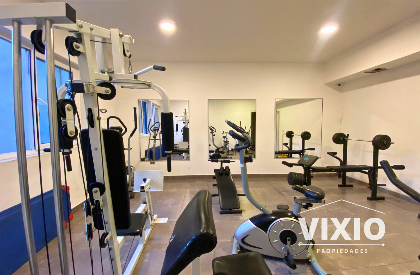 San Miguel Arriendo 2 Dormitorios Amplios Y Estacionamiento