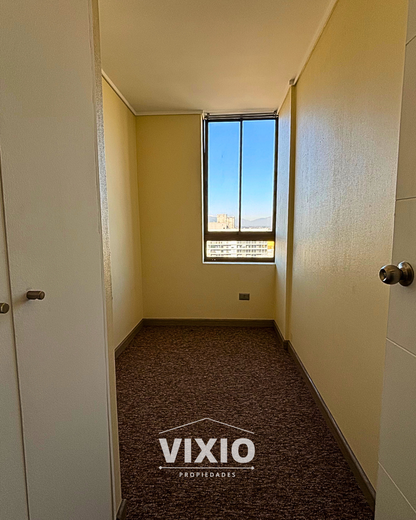 Arriendo San Joaquin Macul 2 Dormitorios Y Estacionamiento