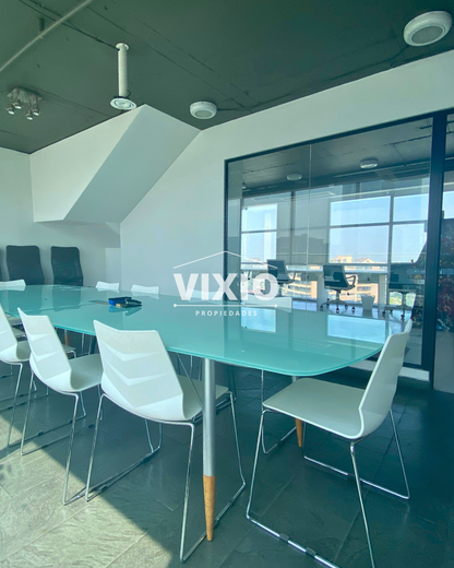 Arriendo Oficina Duplex Con Gran Terraza 5 Privados Y Planta Abierta