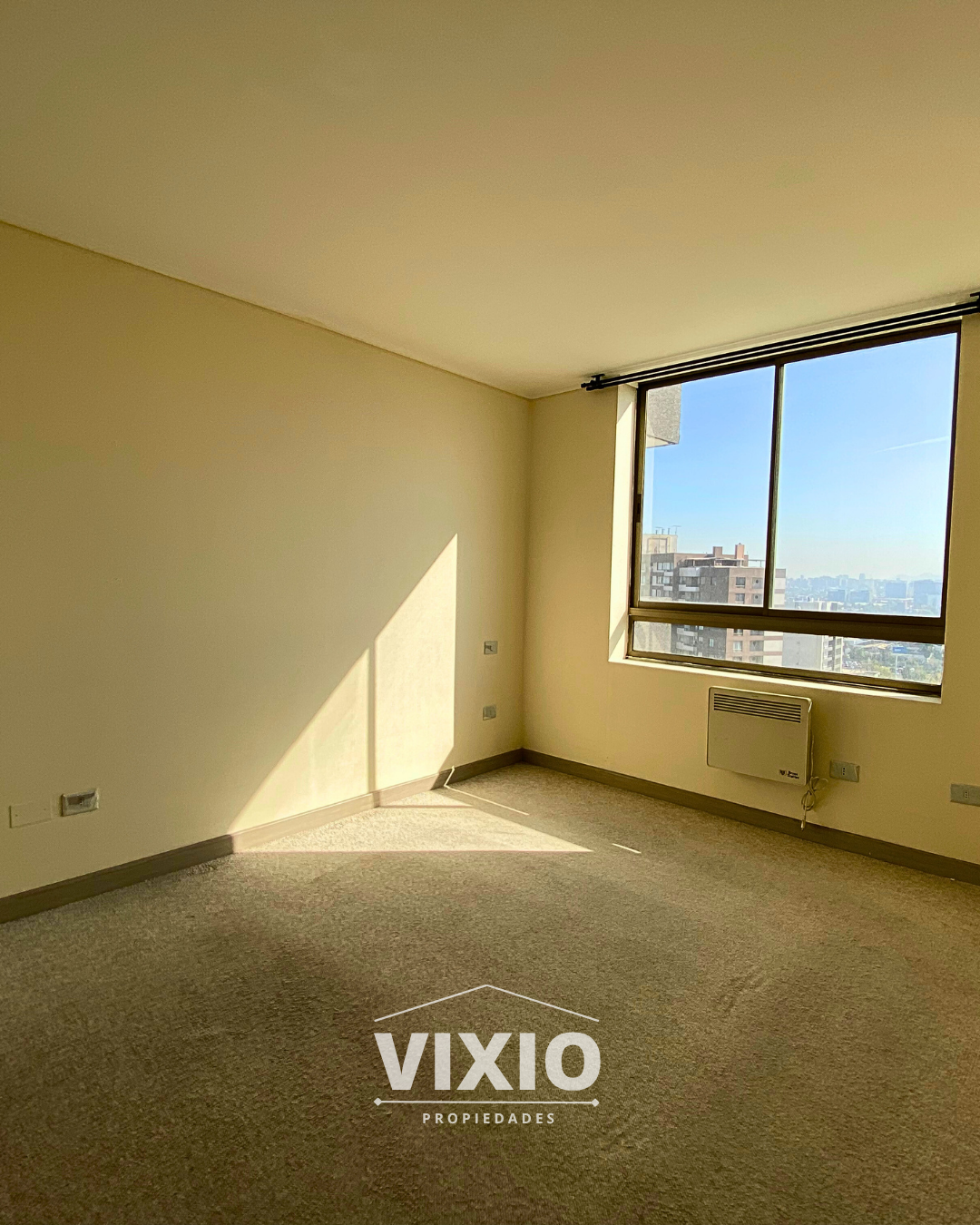 Arriendo San Joaquin Departamento 2 Dormitorios 2 Baños Y Estacionamiento