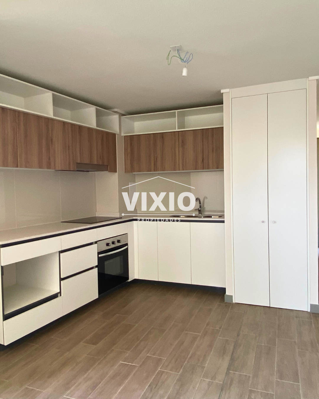 Arriendo Providencia Francisco Bilbao, Lyon 2 Dormitorios Y 2 Estacionamientos