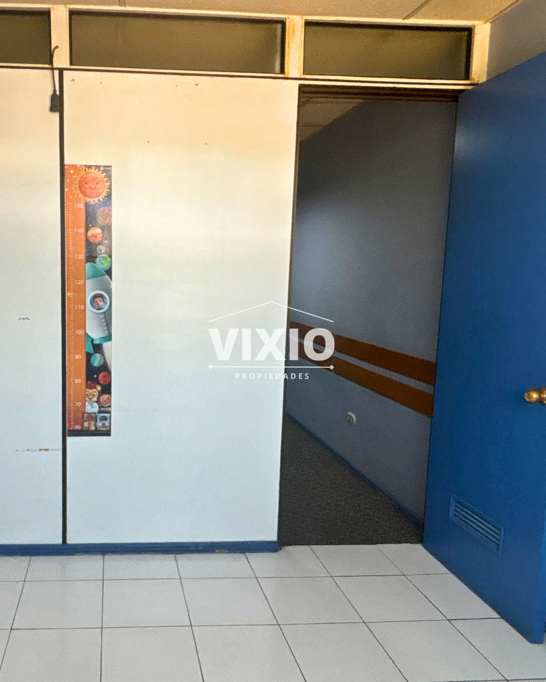 Oficina En Arriendo Maipu Pajaritos con estacionamiento