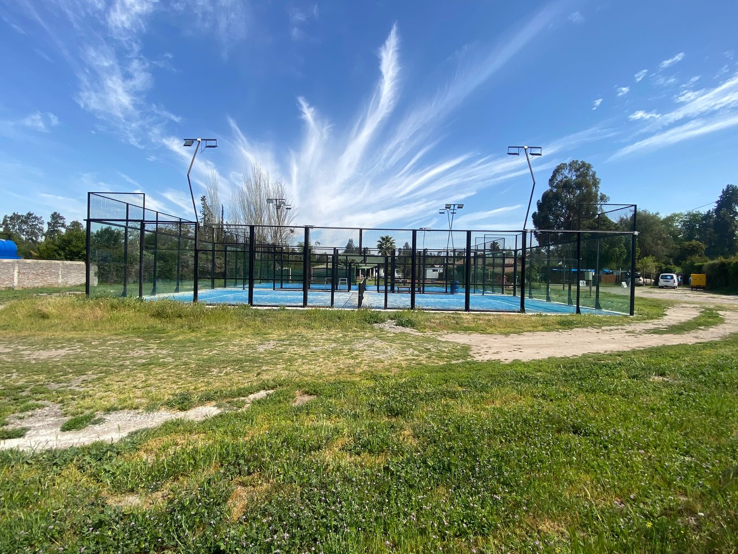 Parcela Calera de Tango RM. Deportiva Cancha de Padel y Tenis