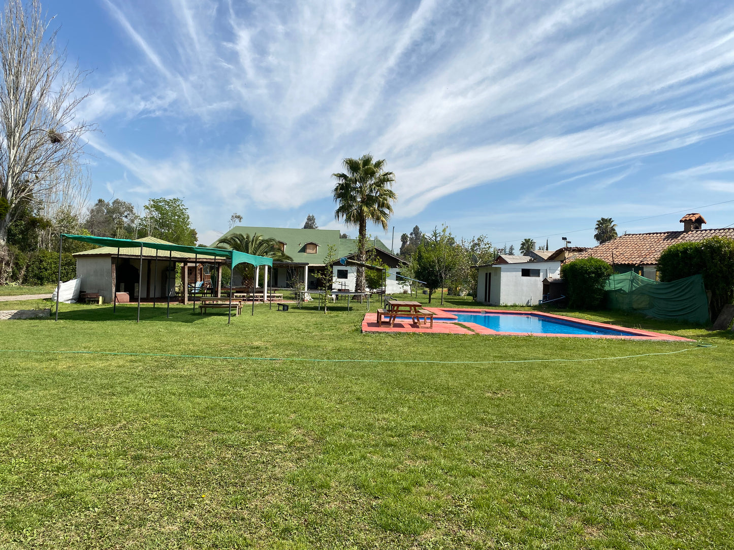 Parcela Calera de Tango RM. Deportiva Cancha de Padel y Tenis
