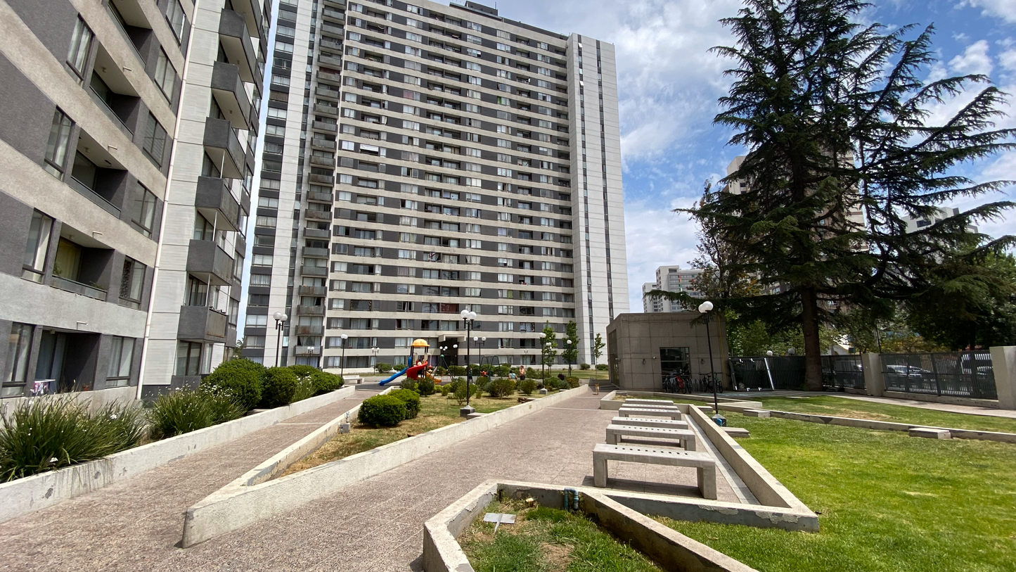 Arriendo San Joaquin Macul 2 Dormitorios Y Estacionamiento