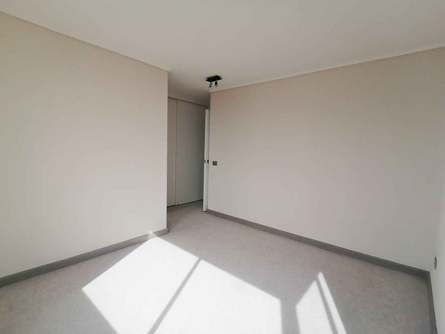 Arriendo Departamento Cercano Metro Carlos Valdovinos