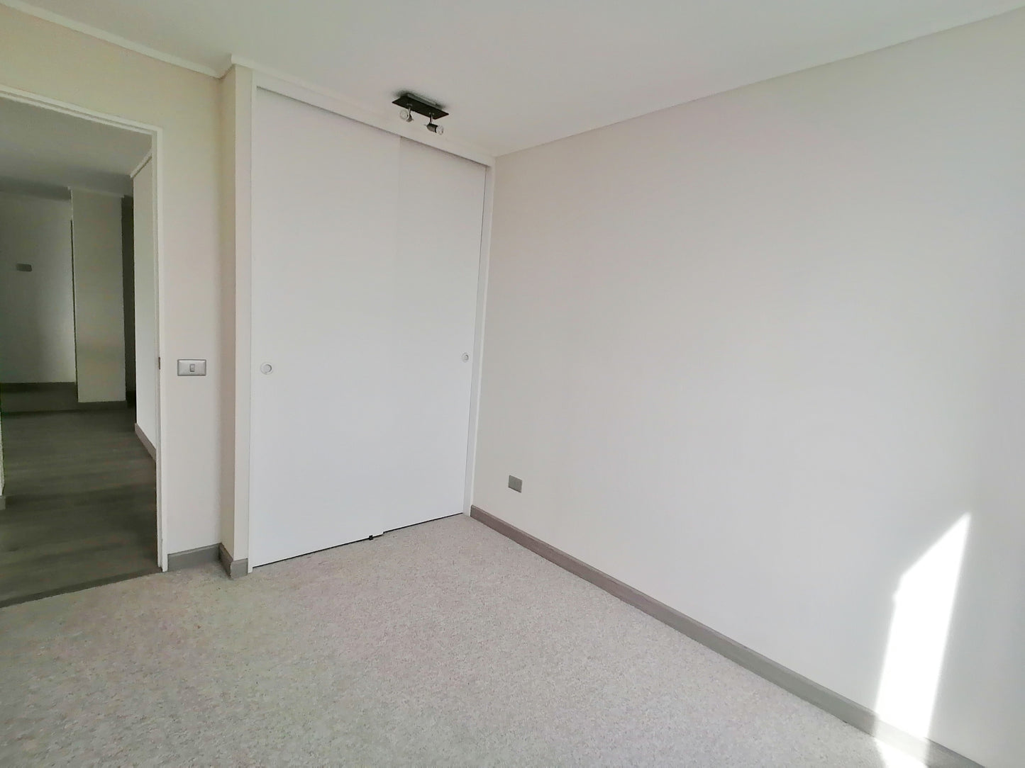 Arriendo Departamento Cercano Metro Carlos Valdovinos