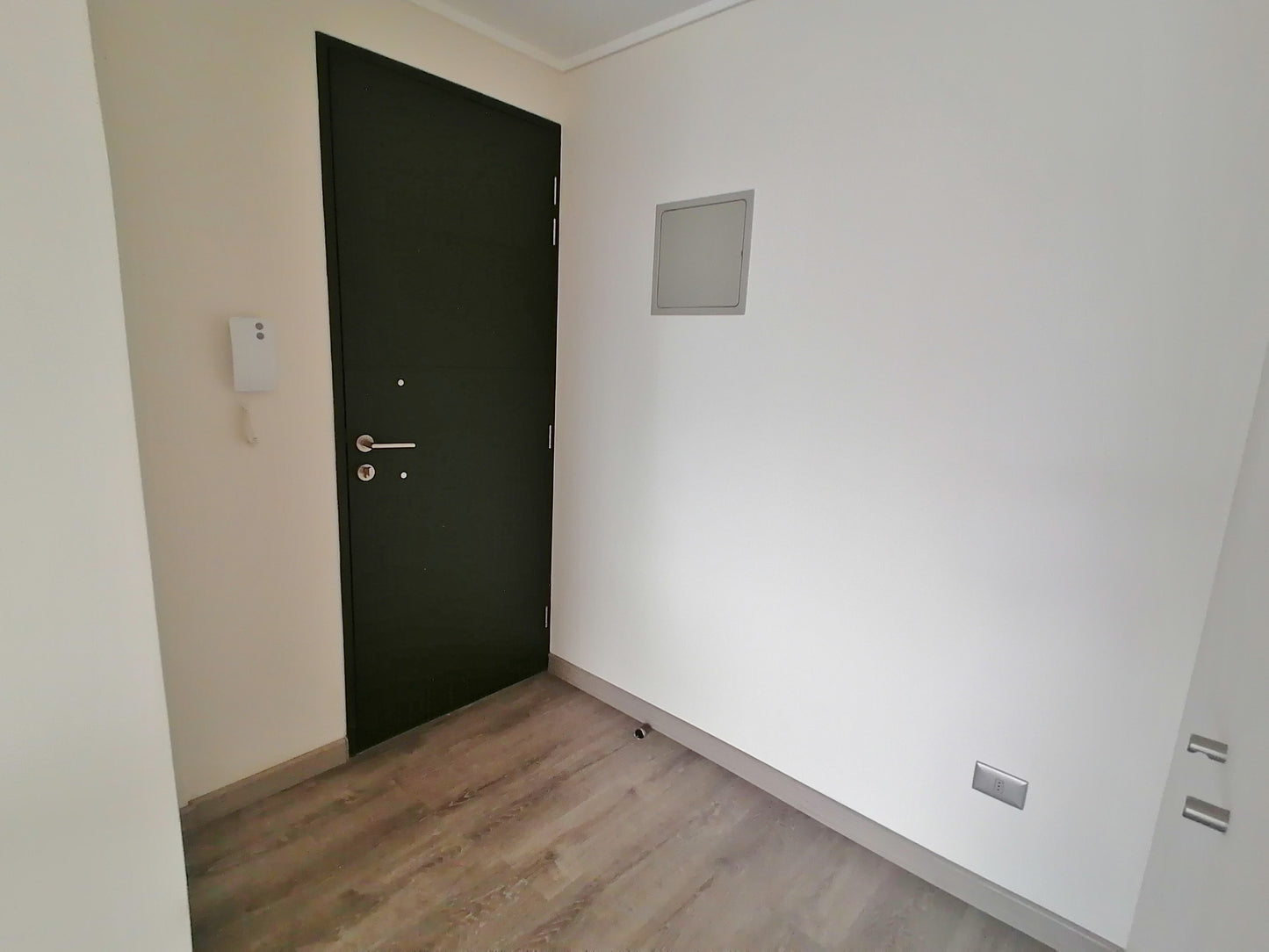 Arriendo Departamento Cercano Metro Carlos Valdovinos
