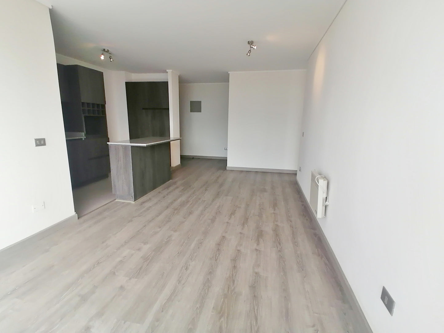 Arriendo Departamento Cercano Metro Carlos Valdovinos