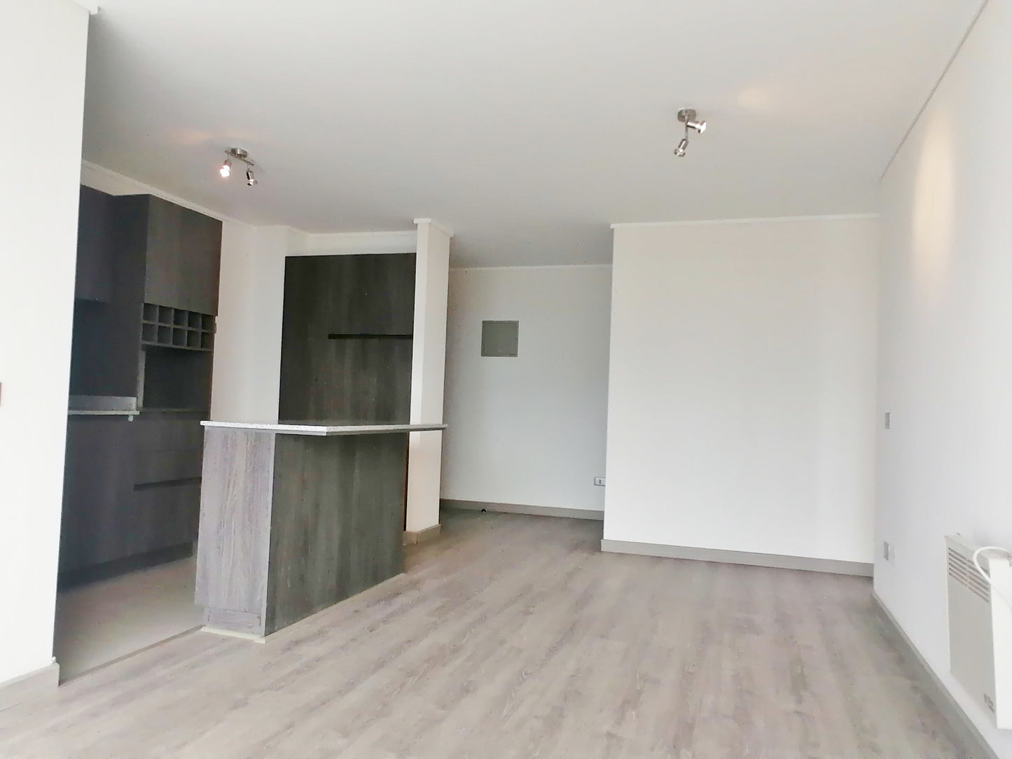 Arriendo Departamento Cercano Metro Carlos Valdovinos