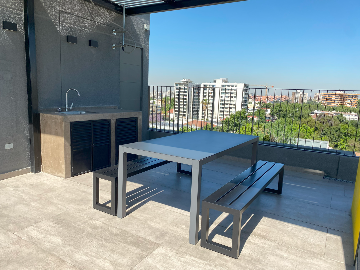 Arriendo Providencia Francisco Bilbao, Lyon 2 Dormitorios Y 2 Estacionamientos