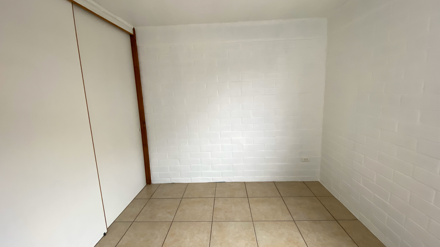 Arriendo Casa Padre Hurtado 2dormitorios 1 Baño Estacionamientos