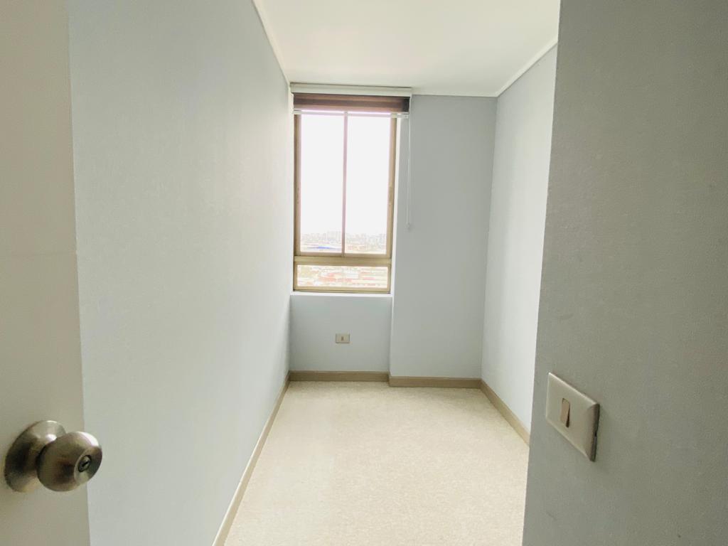 Arriendo San Joaquin Macul 2 Dormitorios Y Estacionamiento