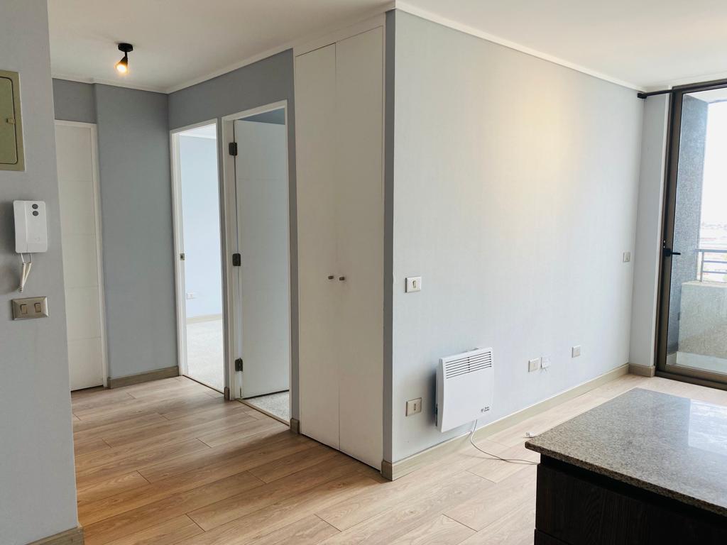 Arriendo San Joaquin Macul 2 Dormitorios Y Estacionamiento